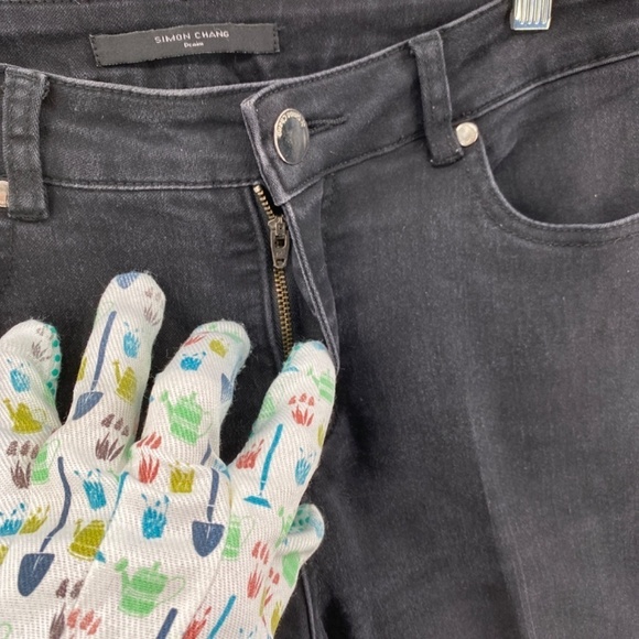 Simon Chang Jeans Women's 8 Mid Rise Straight Leg Blacked Denim 5 Pocket Causal - Picture 4 of 12